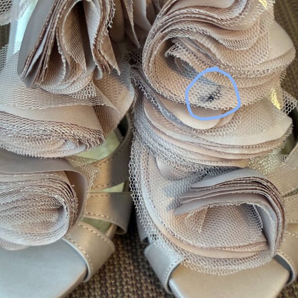 Classy Audrey Brooke Pump - Size 6 - Picture 7 of 7